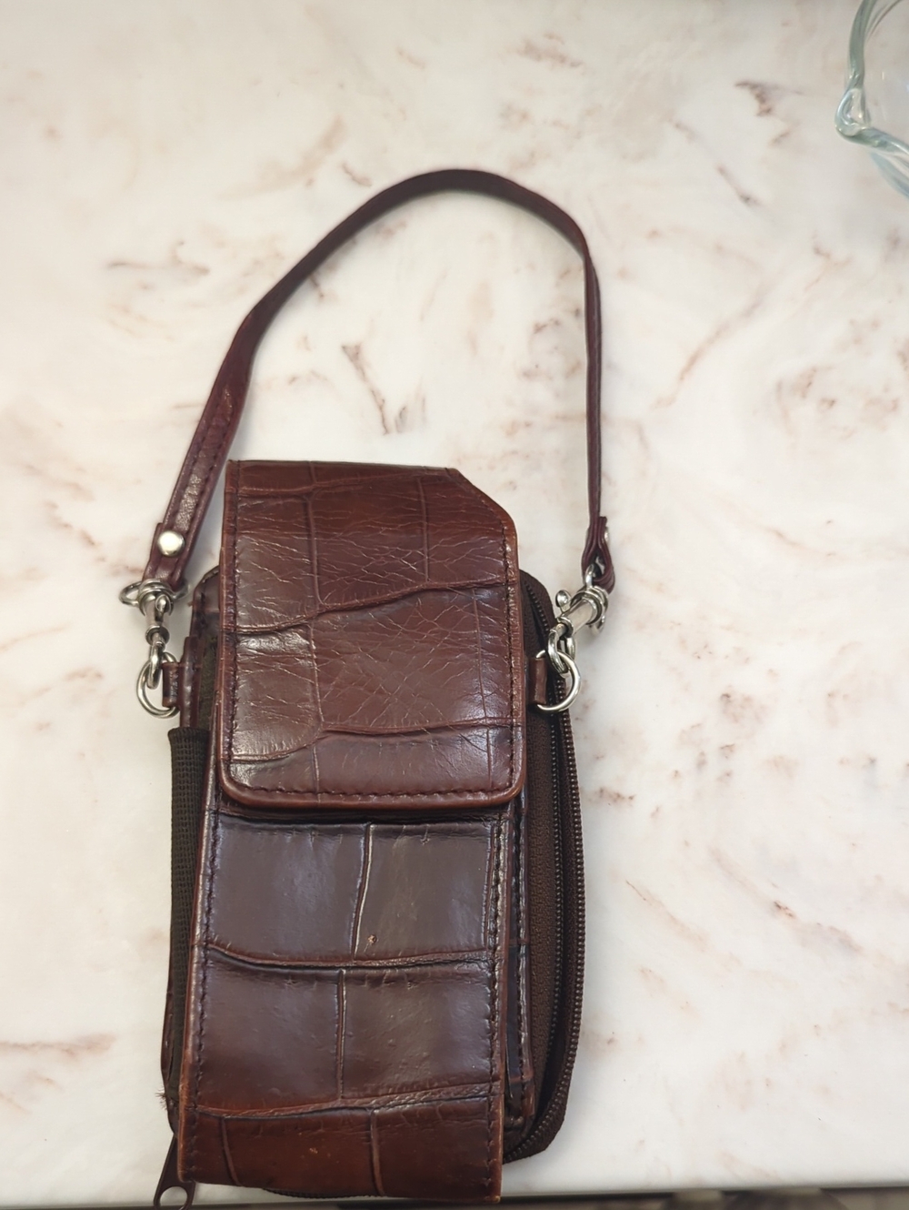 Wilsons Leather Brown Croc-Embossed Crossbody Wristlet